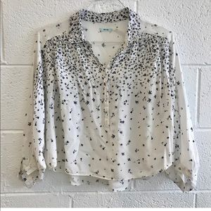 ⭐️UO Kimchi Blue Blouse